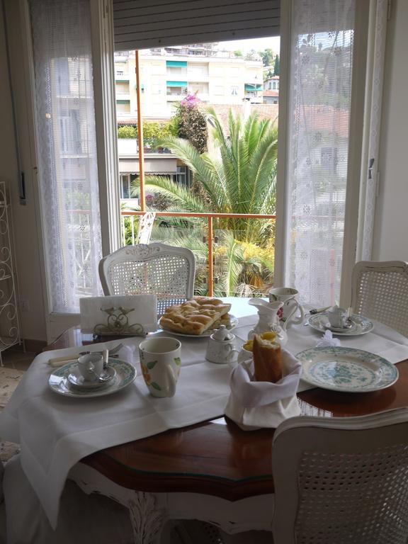 Casa Grandis Dimora Di Charme Nel Cuore Di Bordighera Διαμέρισμα Δωμάτιο φωτογραφία